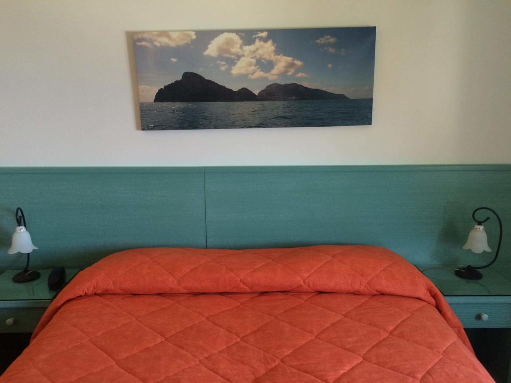 Hotel Da Giorgio Capri Camera foto