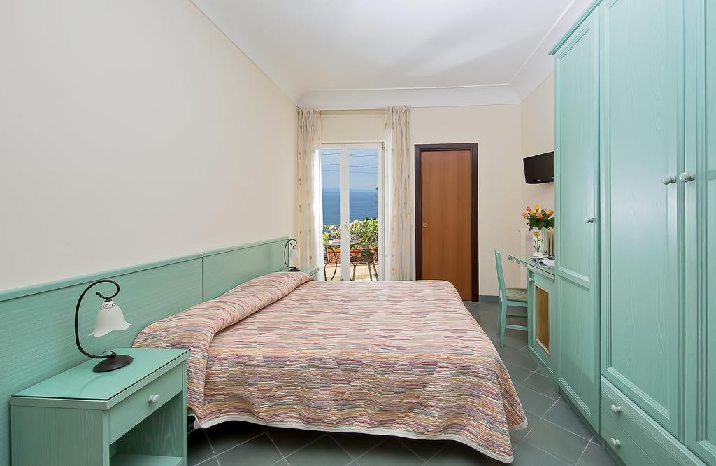Hotel Da Giorgio Capri Esterno foto
