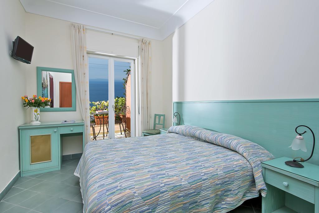 Hotel Da Giorgio Capri Esterno foto