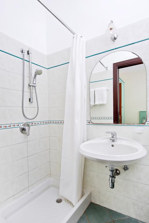 Hotel Da Giorgio Capri Esterno foto